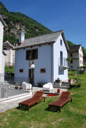 Гостиница Ca' del Borgo  Cadarese